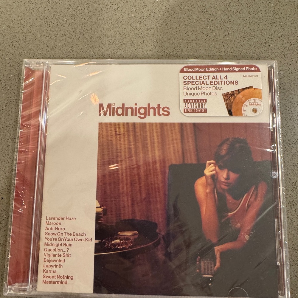 HAND SIGNED PHOTO Taylor Swift Midnights Blood Moon Edition CD